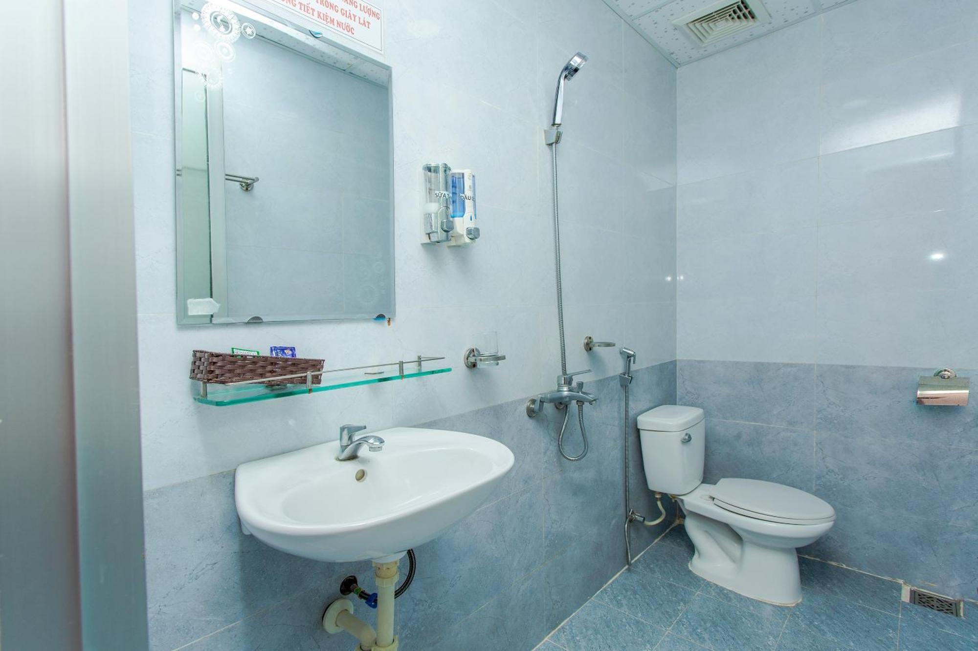 OYO 962 Nhà Nghỉ Tulip Đà Nẵng Ngoại thất bức ảnh